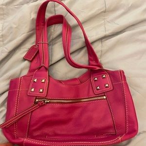 ST JOHNS BAY Genuine Leather Purse Pink